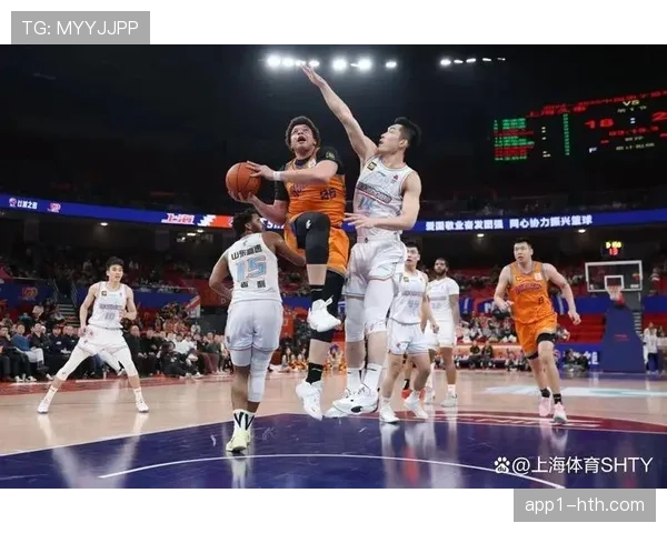 上海久事近五次对阵山东高速取得四胜 本赛季主场112比96延续交锋优势
